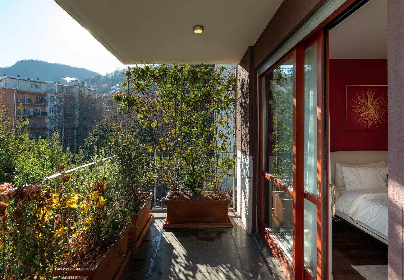 Ferienwohnung in Como - Cullinan Como Lakeview Apartment von Aden Luxury